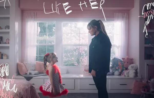 Maddie Zahm - Fat Funny Friend